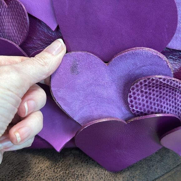 MARC JACOBS ITALY BIG HEART FUCHSIA LEATHER CUTOUT BAG C383189 EUC TAGS $1895 - Picture 10 of 17